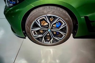 BMW i4 2023, 42501 км, за 35447.03 USD