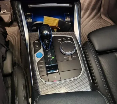 BMW i4 2023, 42501 км, за 35447.03 USD - фото 9