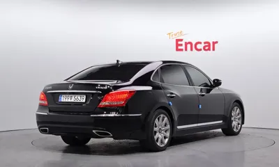 Hyundai Equus 2012, 214112 км, за 2576.81 USD