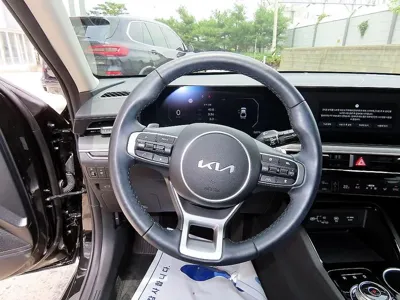 Kia K5 2024, 22671 км, за 20999.08 USD - фото 8