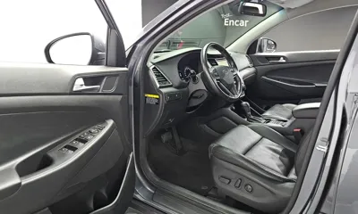 Hyundai Tucson 2016, 106546 км, за 8391.15 USD - фото 11