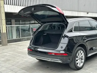 Audi Q5L 2024, 29000 км, за 27962.46 USD - фото 9