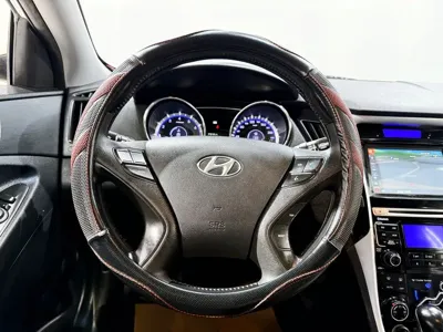 Hyundai Sonata 2010, 90485 км, за 2459.07 USD