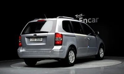 Kia Canival 2010, 272476 км, за 1717.87 USD