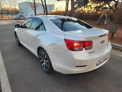 ChevroletGMDaewoo Malibu 2015, 145682 км, за 2312.52 USD