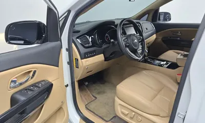 Kia Canival 2017, 117239 км, за 9383.3 USD - фото 10