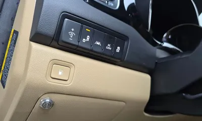 Kia Canival 2017, 117239 км, за 9383.3 USD - фото 19