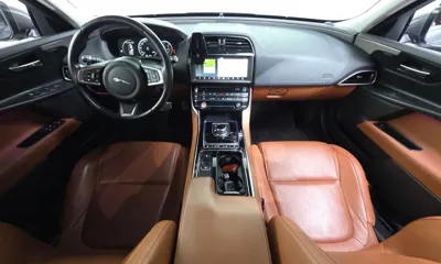 Jaguar XE 2019, 94850 км, за 6120.98 USD - фото 7