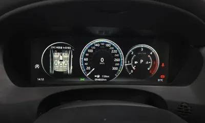 Jaguar XE 2019, 94850 км, за 6120.98 USD - фото 8