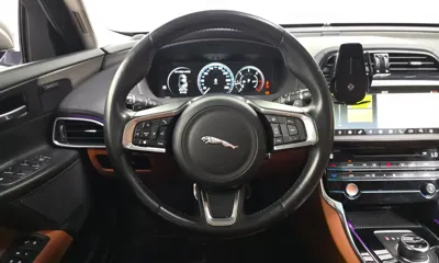 Jaguar XE 2019, 94850 км, за 6120.98 USD - фото 13