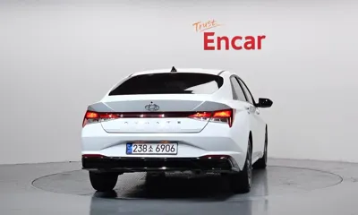 Hyundai Avante 2023, 88695 км, за 9446.26 USD