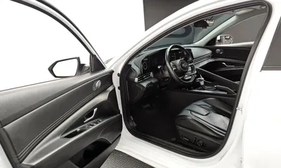 Hyundai Avante 2023, 88695 км, за 9446.26 USD - фото 10
