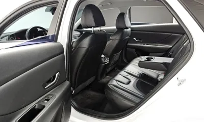 Hyundai Avante 2023, 88695 км, за 9446.26 USD - фото 11