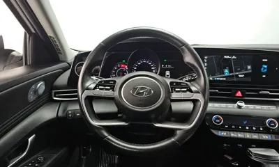 Hyundai Avante 2023, 88695 км, за 9446.26 USD - фото 12