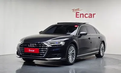 Audi A8 · 2020 год