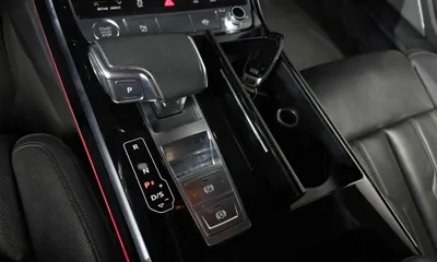 Audi A8 2020, 84538 км, за 26585.27 USD - фото 9