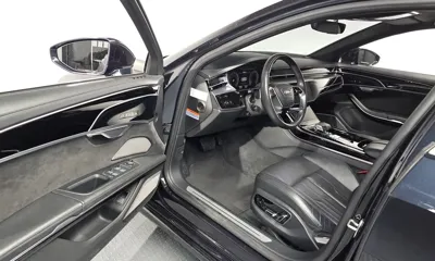 Audi A8 2020, 84538 км, за 26585.27 USD - фото 10