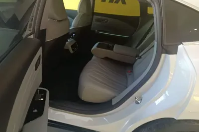 Geely Galaxy E8 2025, 10100 км, за 22610 USD - фото 20
