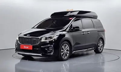 Kia Canival · 2019 год