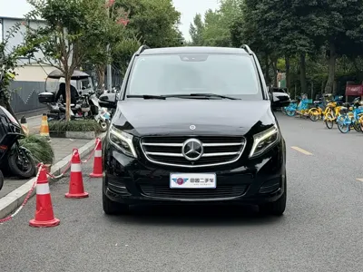 Mercedes-Benz V-Class 2018, 131000 км, за 23545.34 USD