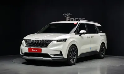 Kia Canival · 2023 год