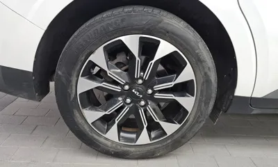 Kia Canival 2023, 119598 км, за 13391.1 USD
