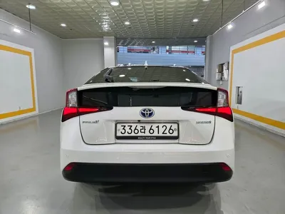 Toyota Prius 2019, 81500 км, за 10614.05 USD