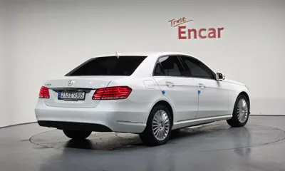 Mercedes-Benz E-Class 2014, 89229 км, за 8079.35 USD