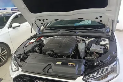 Audi A4L 2023, 39600 км, за 26968 USD