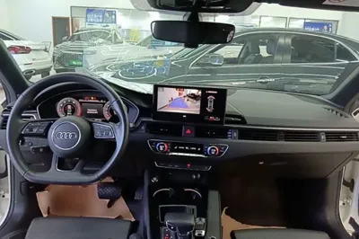 Audi A4L 2023, 39600 км, за 26968 USD - фото 13