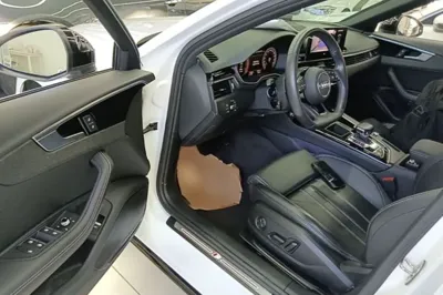 Audi A4L 2023, 39600 км, за 26968 USD - фото 19