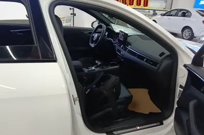 Audi A4L 2023, 39600 км, за 26968 USD - фото 20