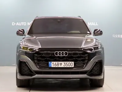 Audi Q8 2025, 21371 км, за 75489.04 USD