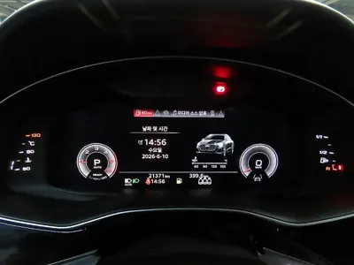 Audi Q8 2025, 21371 км, за 75489.04 USD - фото 9