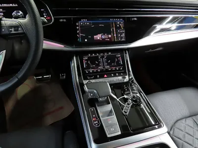 Audi Q8 2025, 21371 км, за 75489.04 USD - фото 11