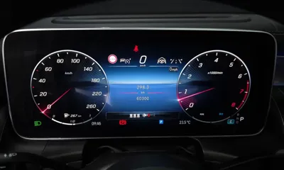Mercedes-Benz GLC-Class 2023, 60300 км, за 37350.66 USD - фото 8