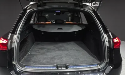 Mercedes-Benz GLC-Class 2023, 60300 км, за 37350.66 USD - фото 20