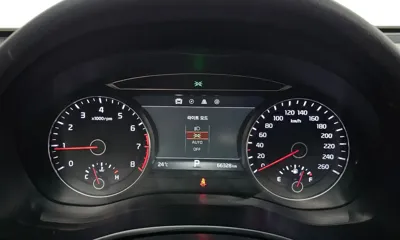 Kia K7 2018, 66328 км, за 10699.75 USD - фото 8