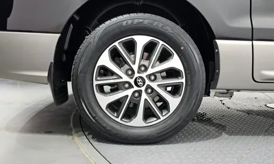 Hyundai Starex 2019, 124445 км, за 14951.56 USD