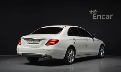 Mercedes-Benz E-Class 2018, 101168 км, за 12286.29 USD - фото 2