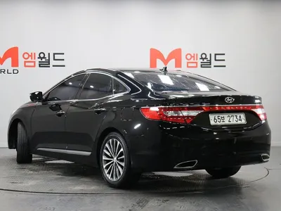 Hyundai Grandeur 2014, 166031 км, за 4138.2 USD