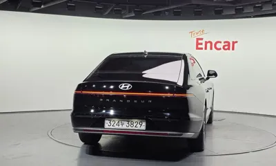 Hyundai Grandeur 2023, 31895 км, за 18786.97 USD