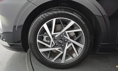 Hyundai Grandeur 2023, 31895 км, за 18786.97 USD