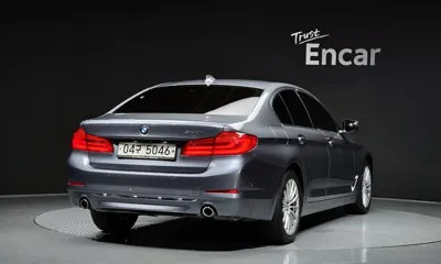 BMW 5-Series 2019, 46848 км, за 17406.72 USD