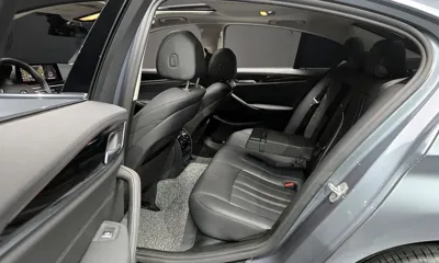 BMW 5-Series 2019, 46848 км, за 17406.72 USD - фото 12