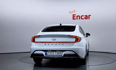 Hyundai Sonata 2023, 42556 км, за 13128.53 USD
