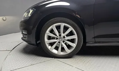 Volkswagen Golf 2015, 147175 км, за 4966.88 USD