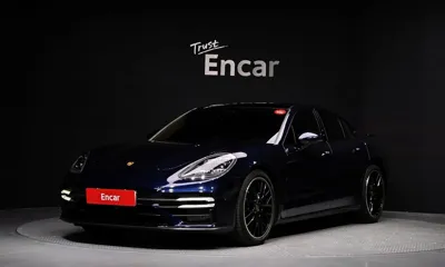 Porsche Panamera · 2021 год
