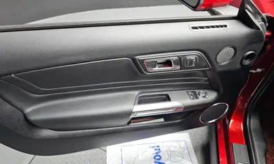 Ford Mustang 2019, 103335 км, за 13551.04 USD - фото 24