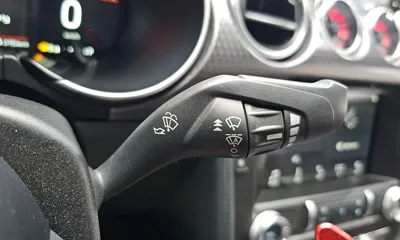 Ford Mustang 2019, 103335 км, за 13551.04 USD - фото 30